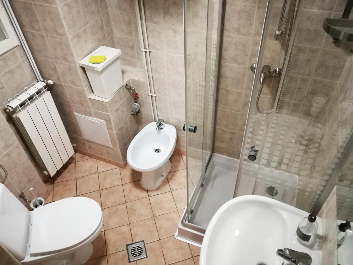 Martini Studio Lägenhet Bukarest Exteriör bild